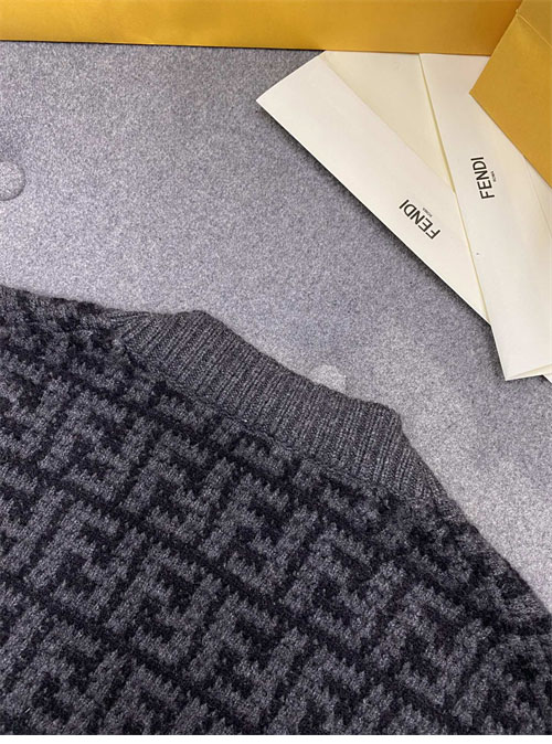 Fendi 펜디 FF 자카드 리버시블 캐시미어 가디건 레플리카 20번 이미지 - 의류 | 세미샵 레플리카 사이트