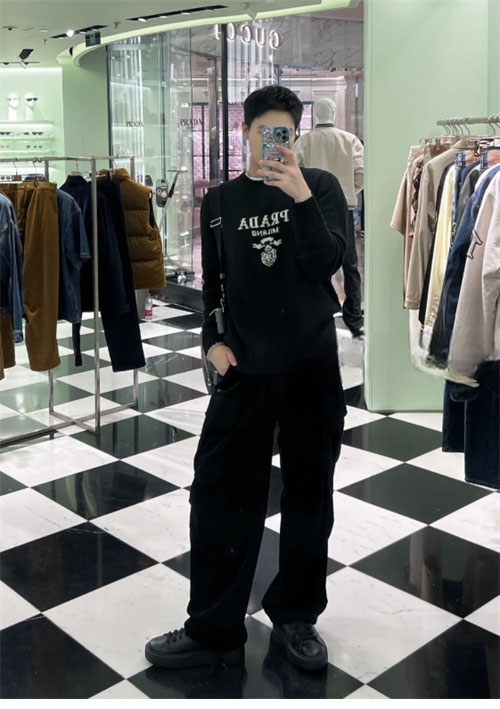 P R A D A 프라다 로고 울 캐시미어 크루넥 스웨터 니트 2컬러 레플리카 5번 이미지 - 의류 | 세미샵 레플리카 사이트