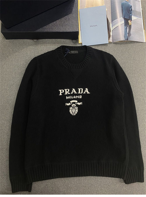 P R A D A 프라다 로고 울 캐시미어 크루넥 스웨터 니트 2컬러 레플리카 19번 이미지 - 의류 | 세미샵 레플리카 사이트