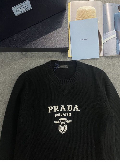 P R A D A 프라다 로고 울 캐시미어 크루넥 스웨터 니트 2컬러 레플리카 23번 이미지 - 의류 | 세미샵 레플리카 사이트