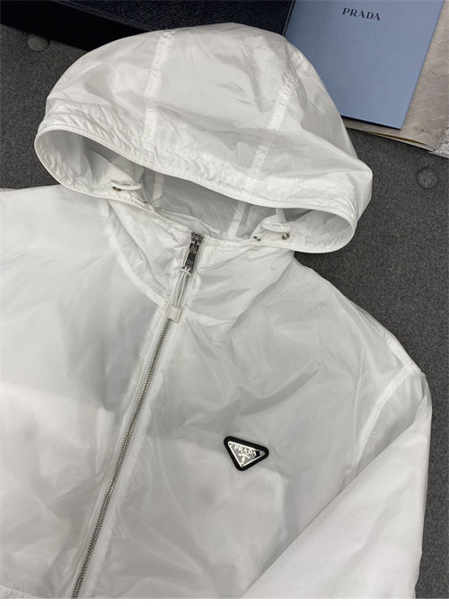 P R A D A 프라다 리나일론 블루종 바람막이 자켓 화이트 레플리카 18번 이미지 - 의류 | 세미샵 레플리카 사이트