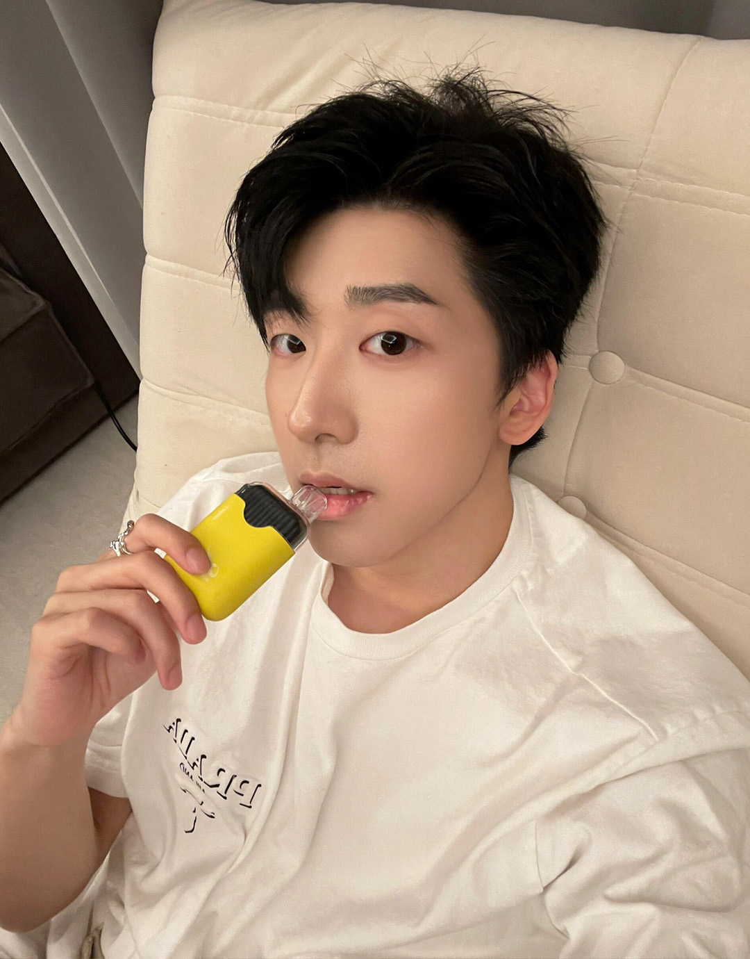 P R A D A 프라다 입체 프린티드 레터링 로고 박시 반팔 티셔츠 “2COLOR” 레플리카 5번 이미지 - 의류 | 세미샵 레플리카 사이트