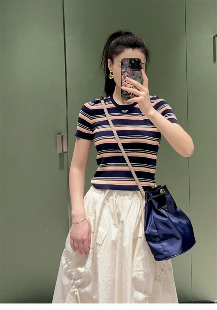 P R A D A 프라다 코튼 크루넥 스웨터 반팔 레플리카 3번 이미지 - 의류 | 세미샵 레플리카 사이트