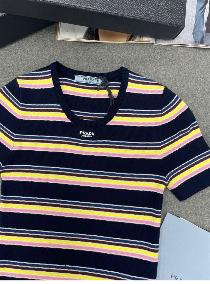 P R A D A 프라다 코튼 크루넥 스웨터 반팔 레플리카 10번 이미지 - 의류 | 세미샵 레플리카 사이트