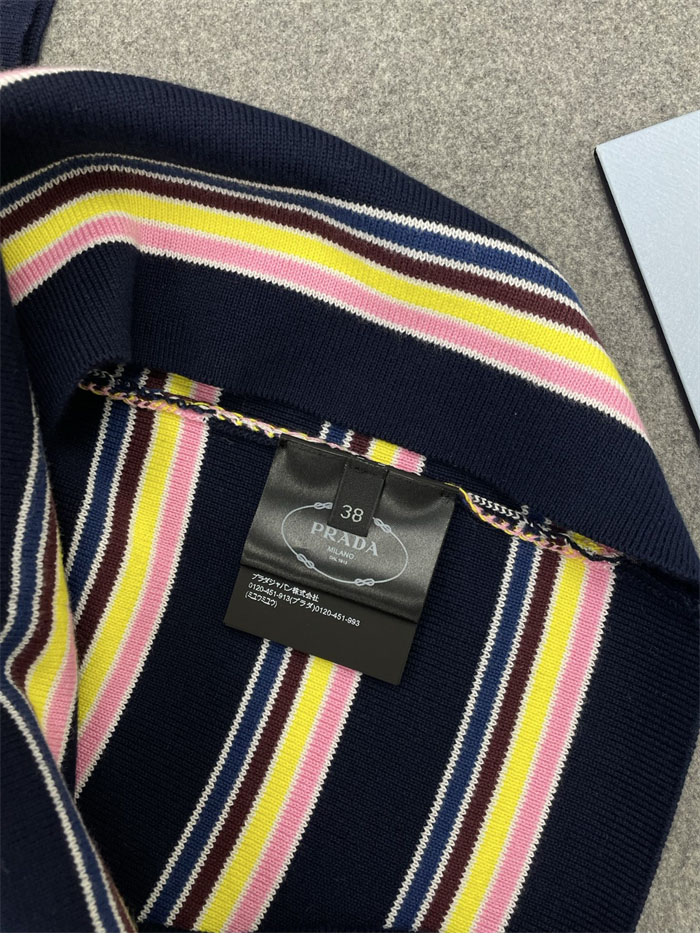 P R A D A 프라다 코튼 크루넥 스웨터 반팔 레플리카 22번 이미지 - 의류 | 세미샵 레플리카 사이트