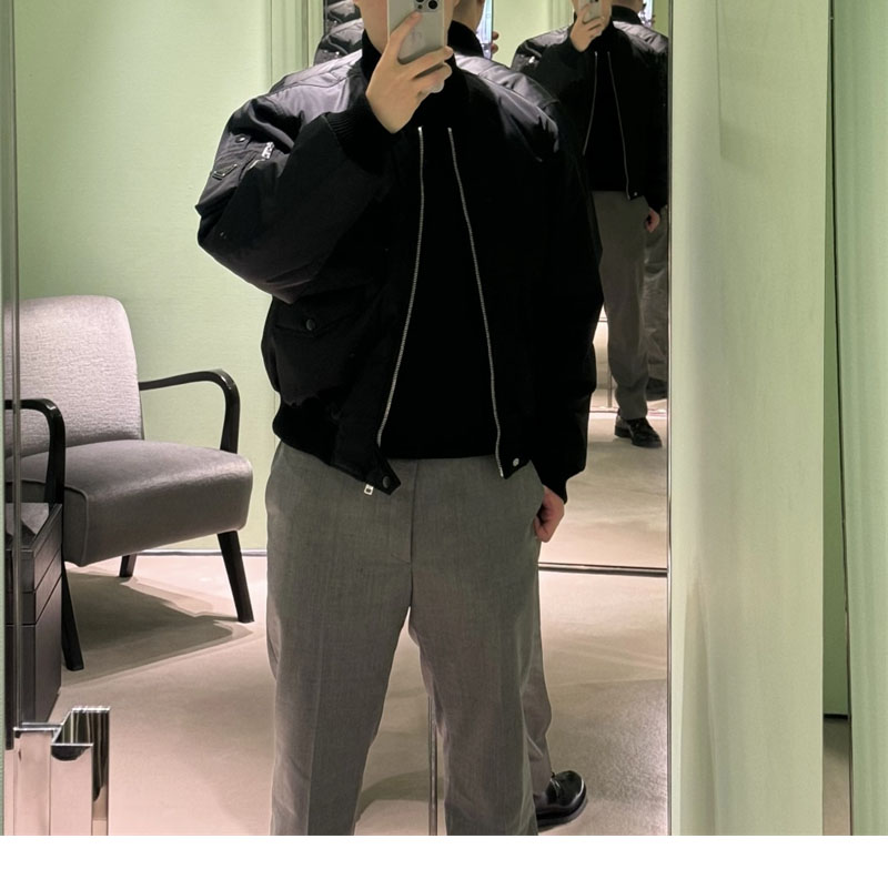 P R A D A 프라다 트라이앵글 로고 리나일론 봄버 자켓 레플리카 8번 이미지 - 의류 | 세미샵 레플리카 사이트