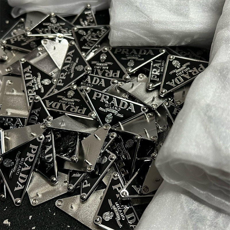 P R A D A 프라다 트라이앵글 로고 저지 긴팔 티셔츠 레플리카 14번 이미지 - 의류 | 세미샵 레플리카 사이트