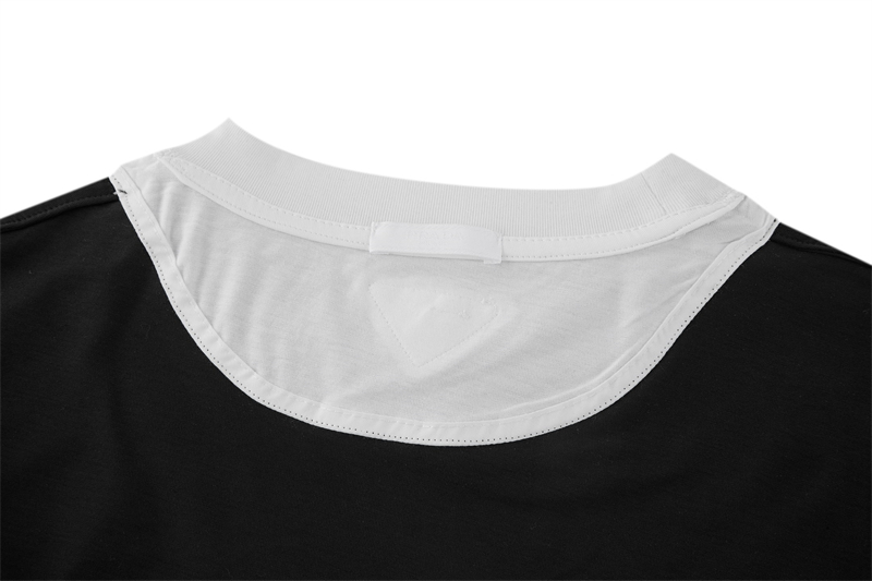 P R A D A 프라다 트라이앵글 로고 패치 레이어드 트림 긴팔 티셔츠 레플리카 8번 이미지 - 의류 | 세미샵 레플리카 사이트