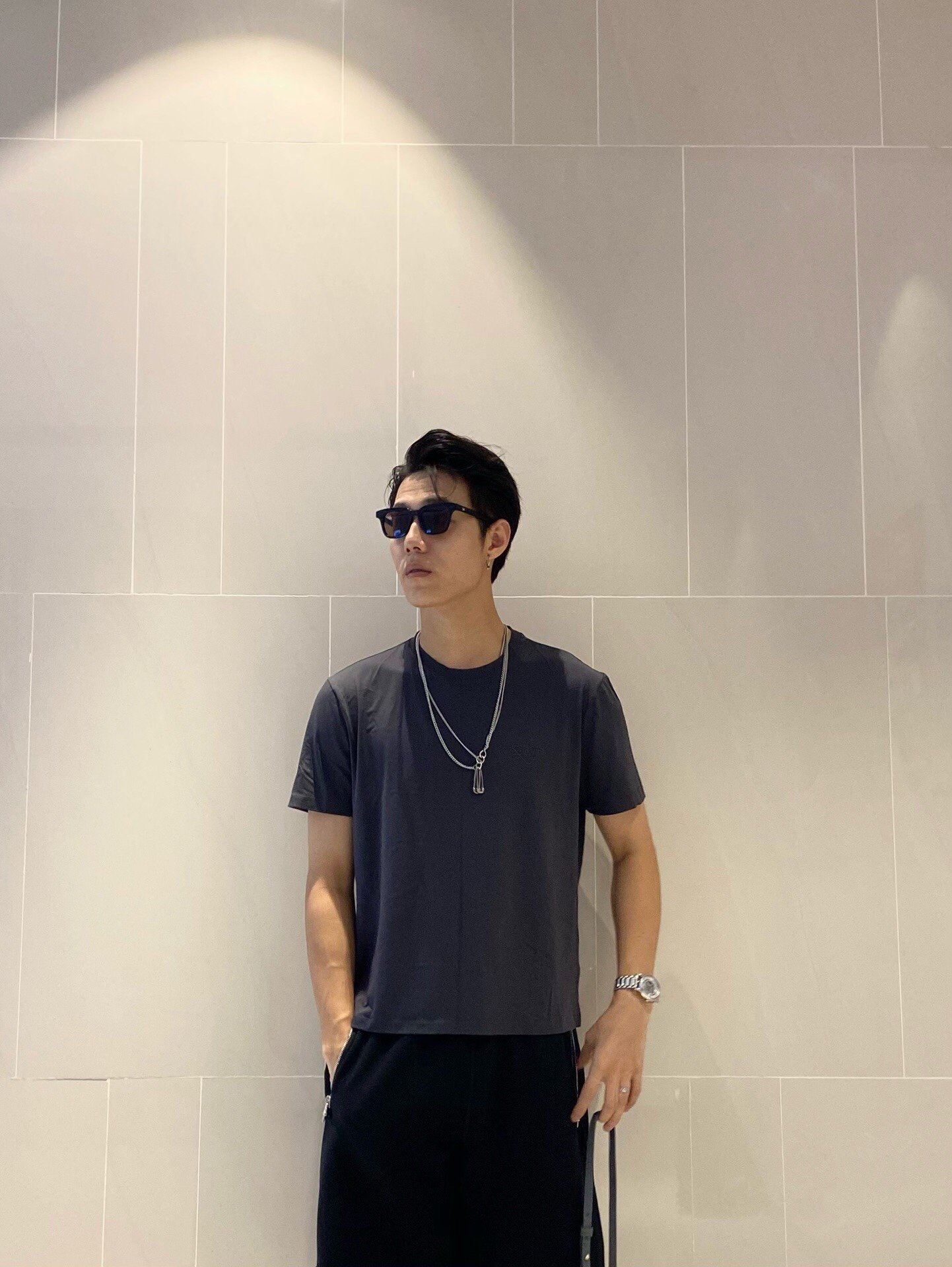 P R A D A 프라다 트라이앵글 자수 로고 반팔 티셔츠 “3COLOR” 레플리카 7번 이미지 - 의류 | 세미샵 레플리카 사이트