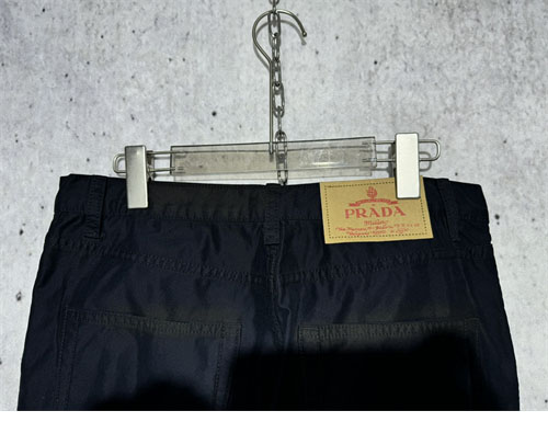 P R A D A 프라다 트라이앵글 카고 데님 팬츠 레플리카 18번 이미지 - 의류 | 세미샵 레플리카 사이트