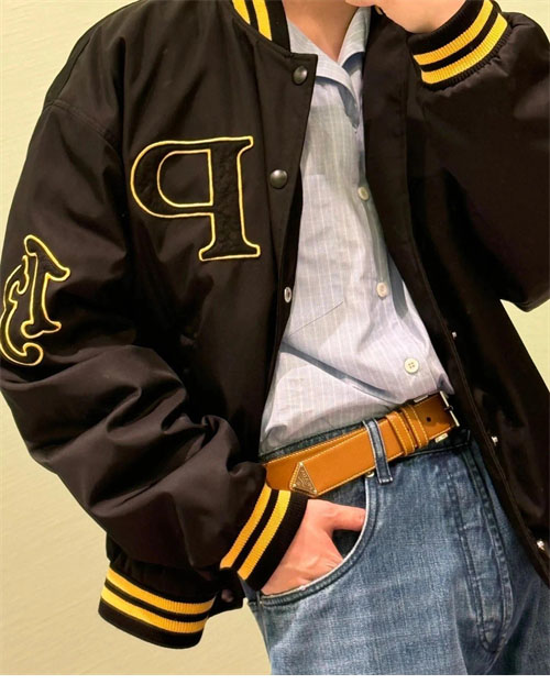 P R A D A 프라다 패치 리나일론 봄버 바시티 자켓 블루종 레플리카 19번 이미지 - 의류 | 세미샵 레플리카 사이트