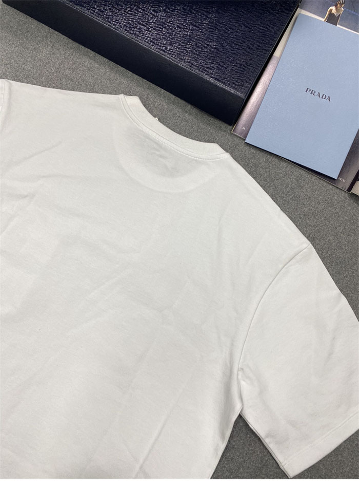 P R A D A 프라다 포켓 트라이앵글 반팔 티셔츠 화이트 레플리카 14번 이미지 - 의류 | 세미샵 레플리카 사이트