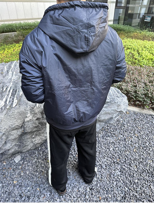 P R A D A 프라다 23FW 트라이앵글 로고 리버서블 후디 자켓 레플리카 7번 이미지 - 의류 | 세미샵 레플리카 사이트