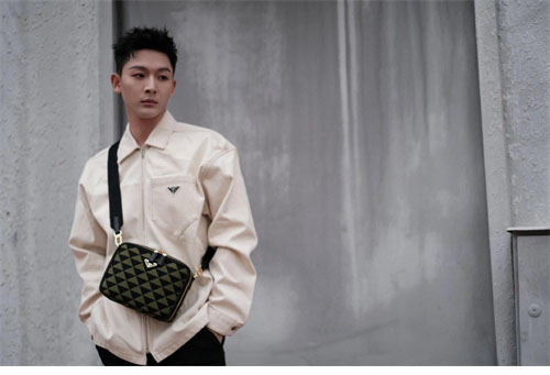 P R A D A 프라다 24SS 불 데님 블루종 셔츠 레플리카 22번 이미지 - 의류 | 세미샵 레플리카 사이트