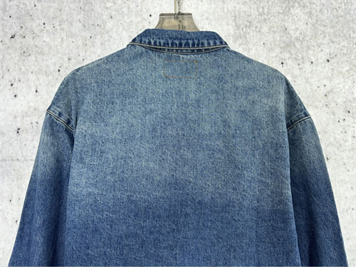 P R A D A 프라다 24SS 트라이앵글 로고 포켓 워싱 데님 셔츠 레플리카 13번 이미지 - 의류 | 세미샵 레플리카 사이트