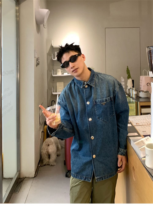 P R A D A 프라다 24SS 트라이앵글 로고 포켓 워싱 데님 셔츠 레플리카 18번 이미지 - 의류 | 세미샵 레플리카 사이트