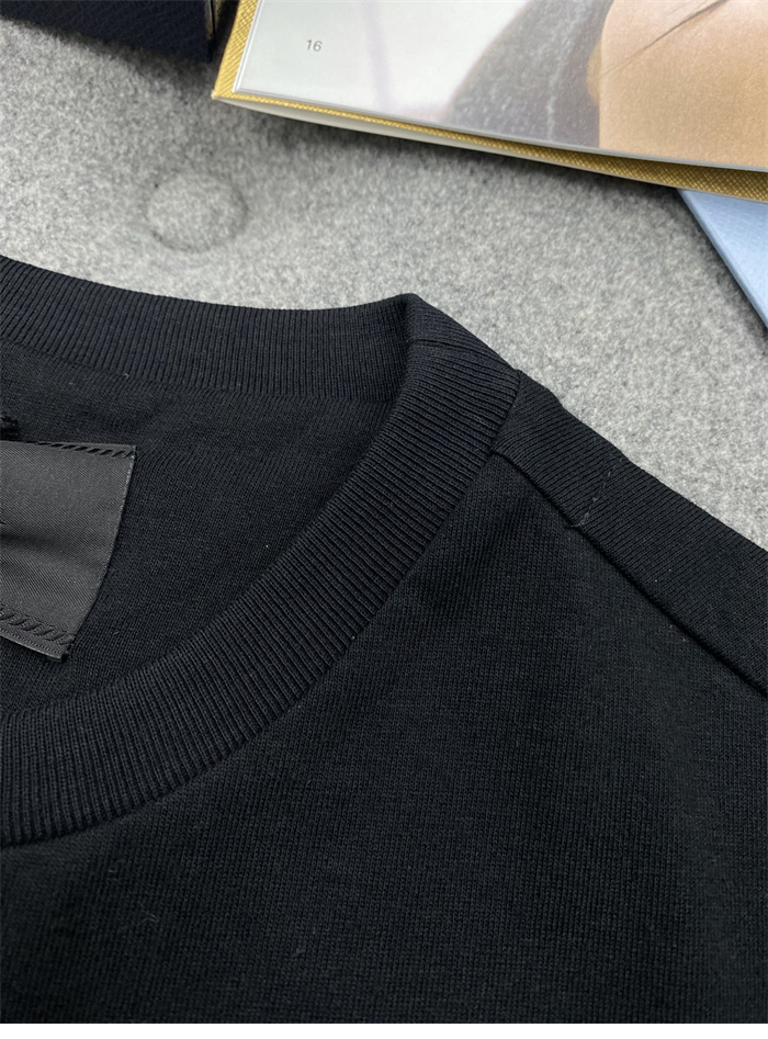 P R A D A 프라다 3D 로고 리브 니트 오버사이즈 코튼 티셔츠 레플리카 11번 이미지 - 의류 | 세미샵 레플리카 사이트