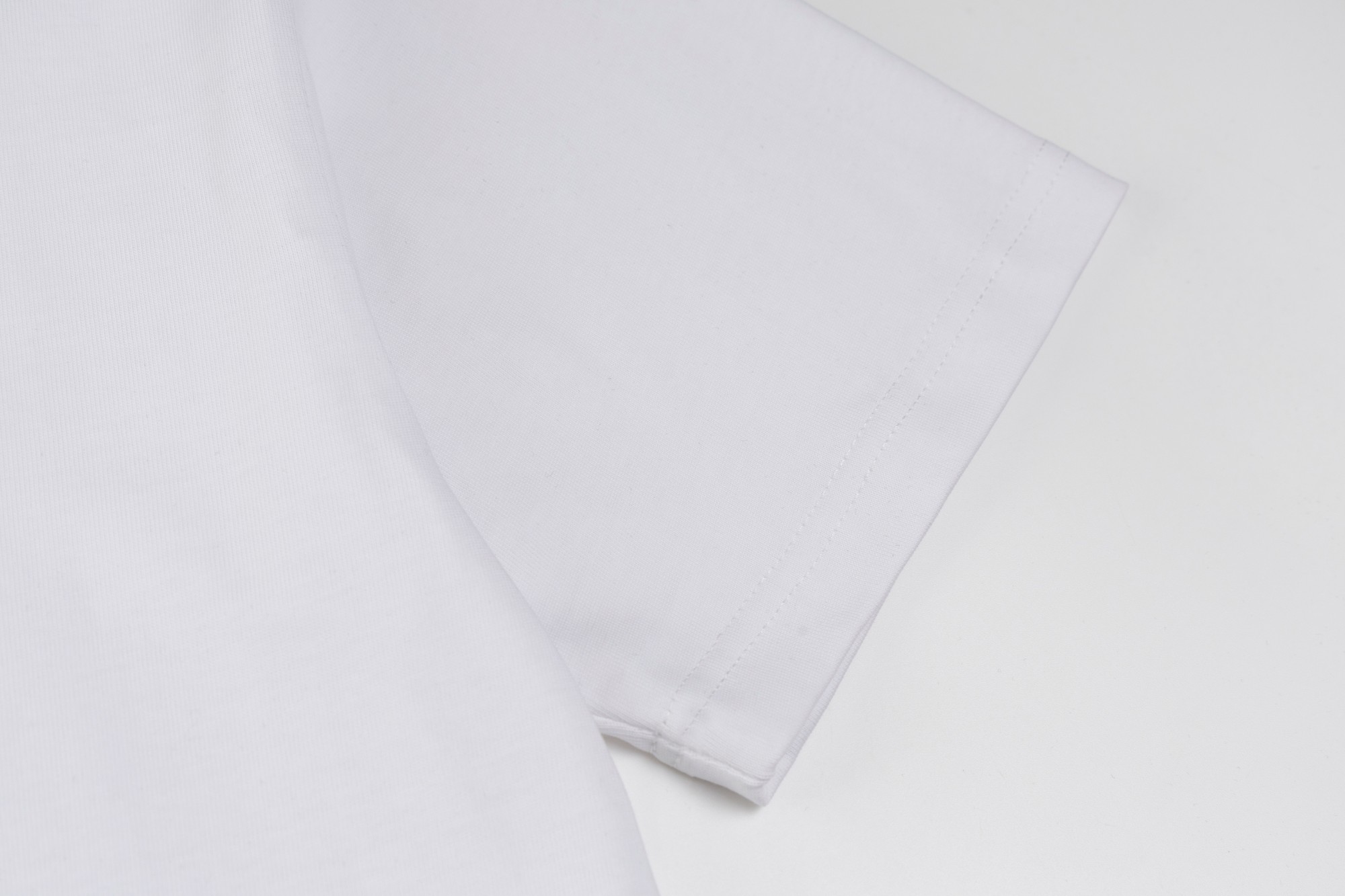 아크테릭스 아티스트 리리즈 시오타니 나오 티셔츠 4번 이미지