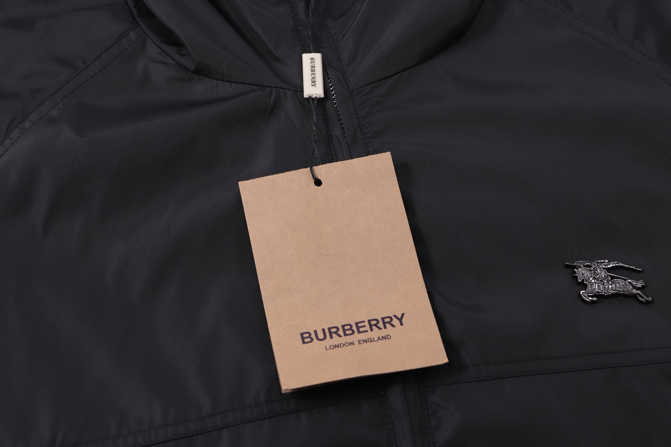 Burberry 버버리 로고 프린트 에코닐 후디 레플리카 5번 이미지 - 의류 | 세미샵 레플리카 사이트
