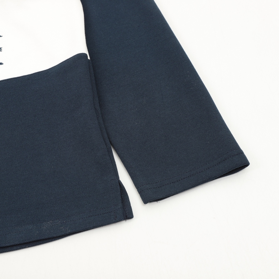 Burberry 버버리 EKD 프린트 코튼 블렌드 럭비 셔츠 레플리카 5번 이미지 - 의류 | 세미샵 레플리카 사이트