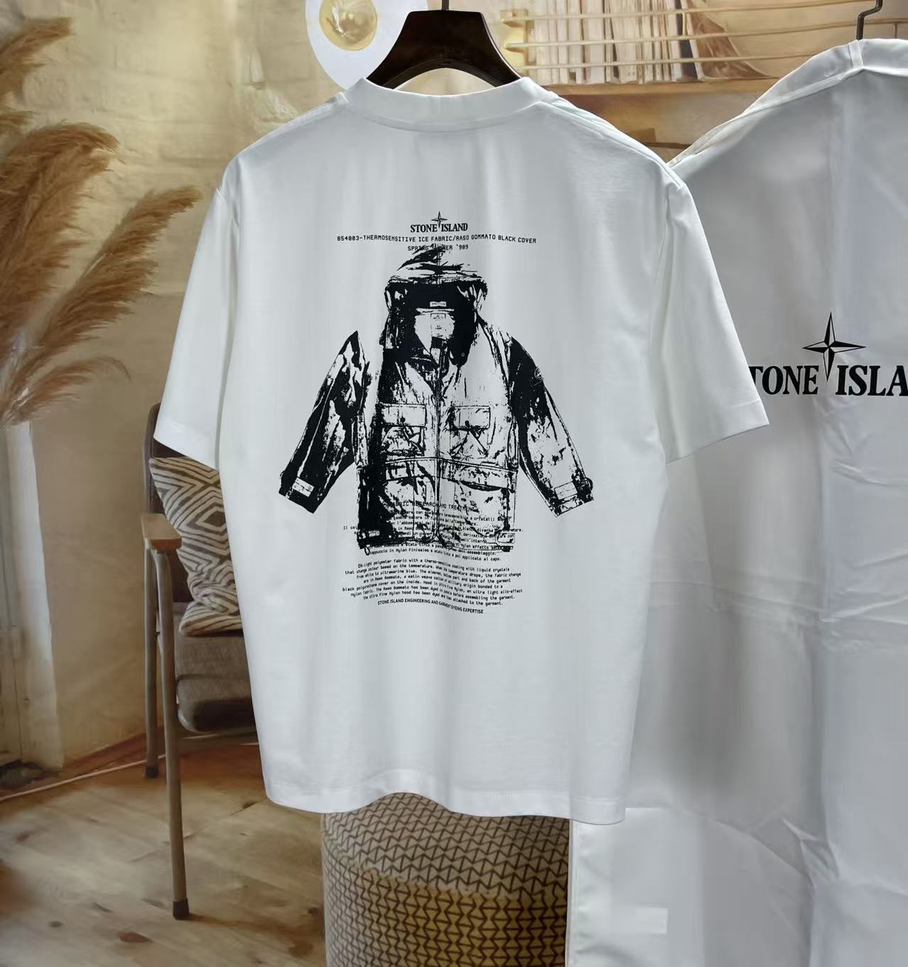 Stone Island 스톤아일랜드 가먼트 다이 포켓 티셔츠 레플리카 2번 이미지 - 의류 | 세미샵 레플리카 사이트