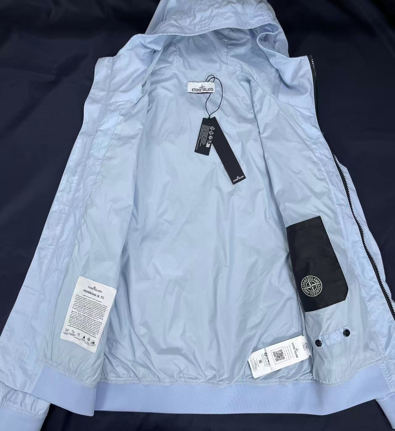 Stone Island 스톤아일랜드 라이트 소프트 쉘 R 후드 바람막이 레플리카 7번 이미지 - 의류 | 세미샵 레플리카 사이트