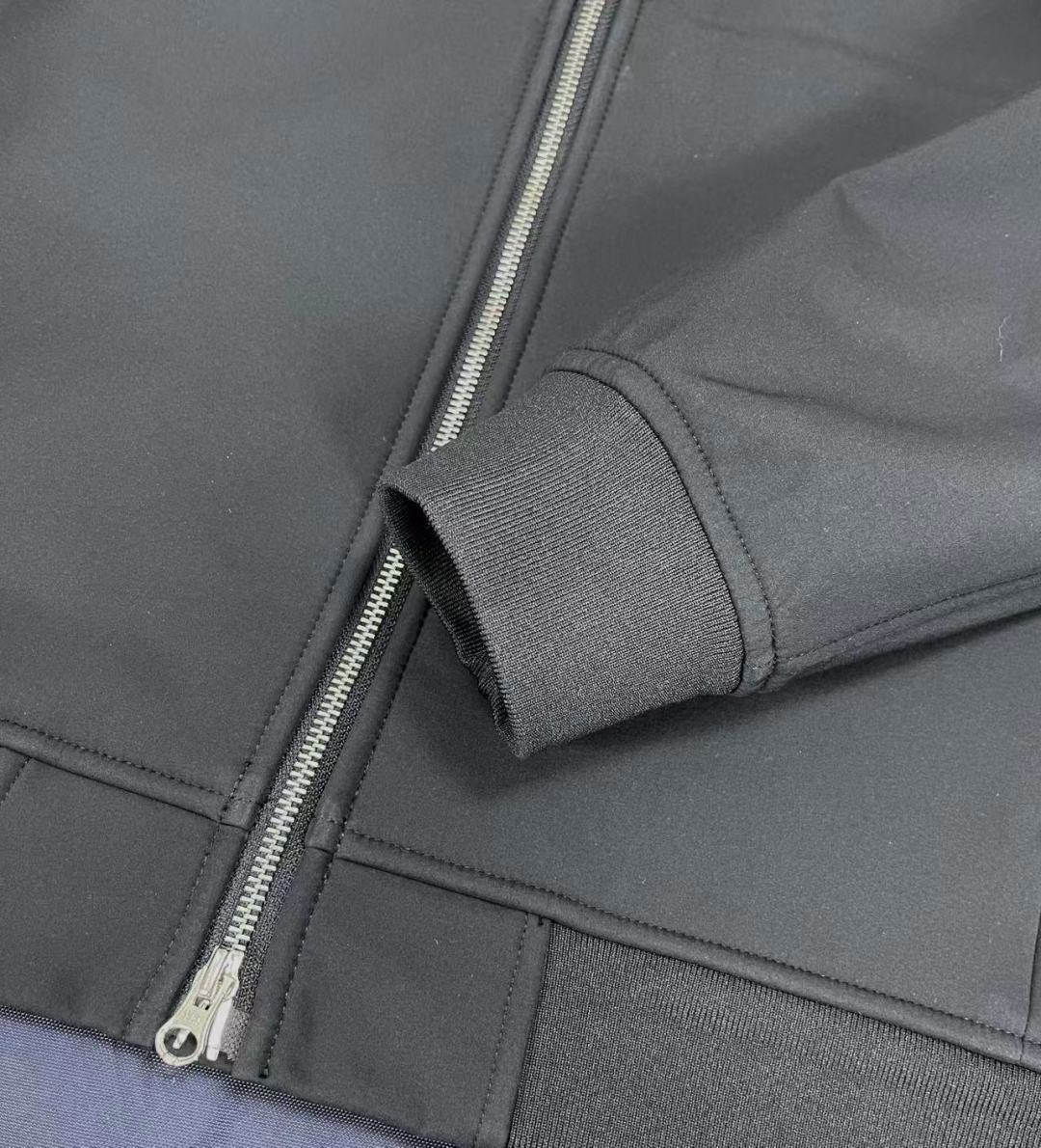 Stone Island 스톤아일랜드 소프트 쉘 프리모로프트 인슐레이션 후드 자켓 레플리카 6번 이미지 - 의류 | 세미샵 레플리카 사이트