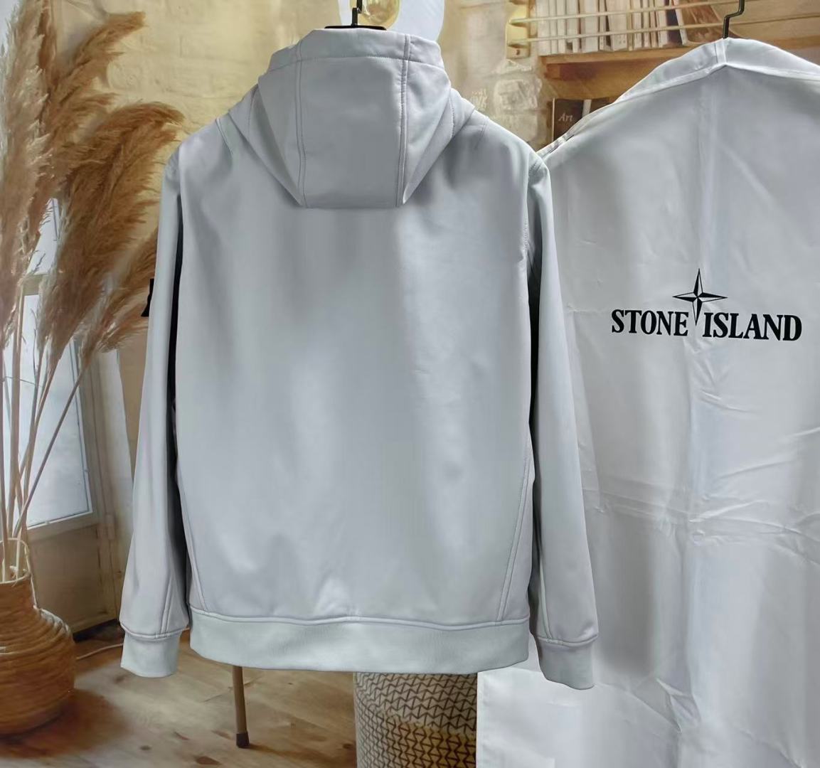 Stone Island 스톤아일랜드 소프트 쉘 프리모로프트 인슐레이션 후드 자켓 레플리카 9번 이미지 - 의류 | 세미샵 레플리카 사이트