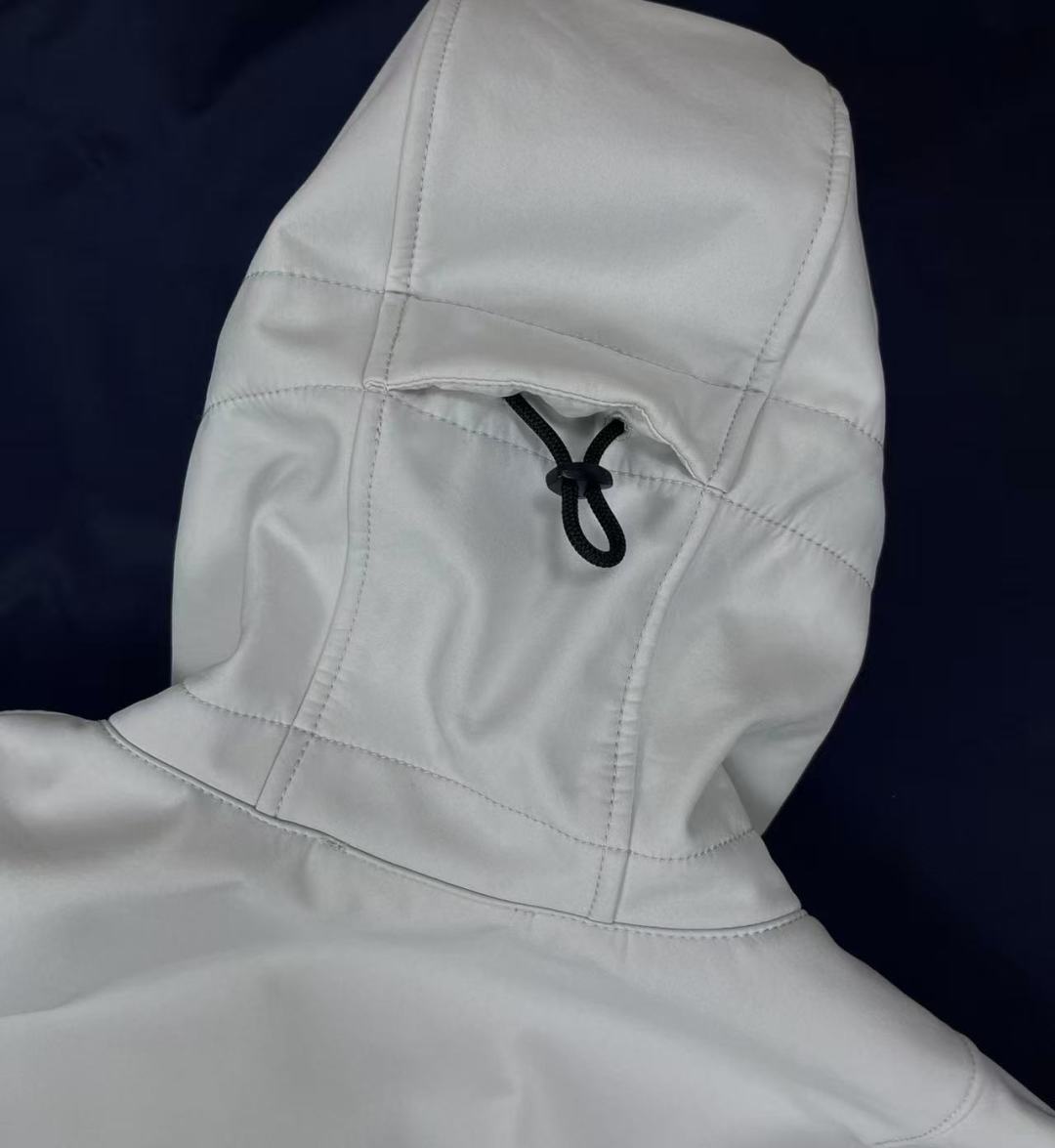 Stone Island 스톤아일랜드 소프트 쉘 프리모로프트 인슐레이션 후드 자켓 레플리카 12번 이미지 - 의류 | 세미샵 레플리카 사이트