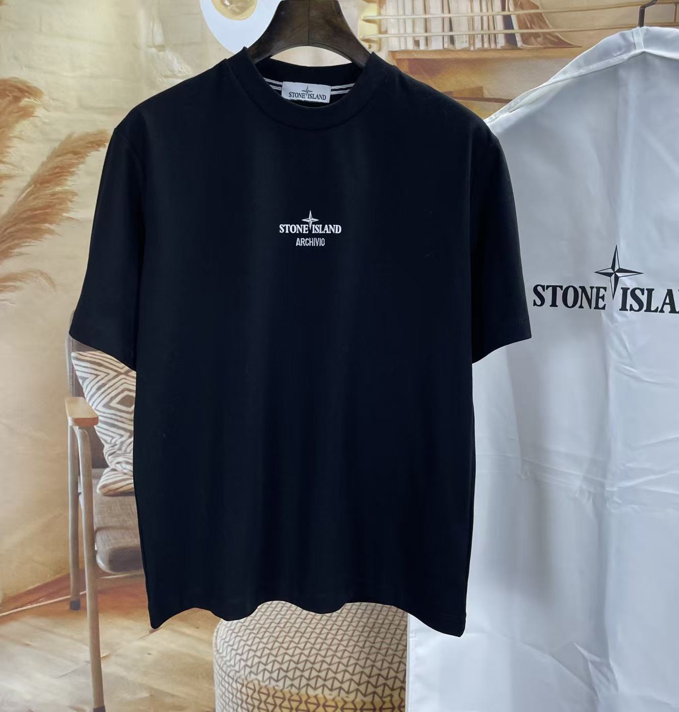 스톤아일랜드 가먼트 다이 포켓 티셔츠 1번 이미지