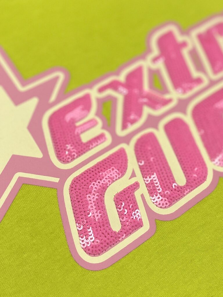 Gucci 구찌 24SS 엑스트라 구찌 프린트 반팔 티셔츠 “2COLOR” 레플리카 18번 이미지 - 의류 | 세미샵 레플리카 사이트