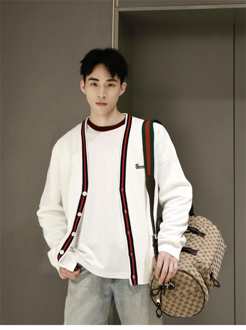 Gucci 구찌 eb 로고 엠브로이디드 가디건 레플리카 16번 이미지 - 의류 | 세미샵 레플리카 사이트