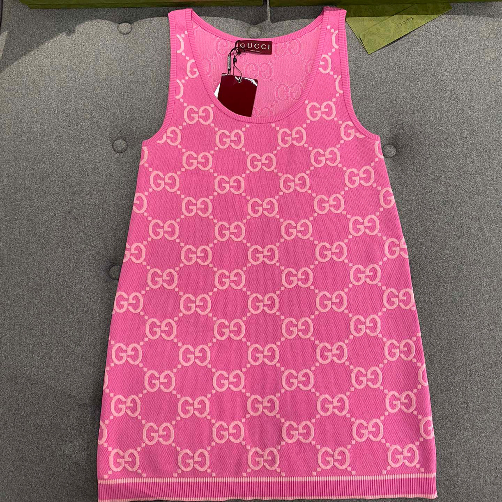 구찌 리도 프리폴 컬렉션 GG 코튼 자카드 슬리브리스 원피스