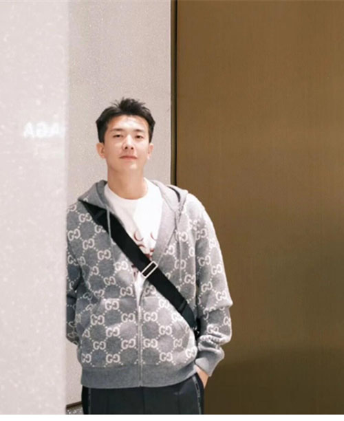 Gucci 구찌 리버시블 GG 울 후드 집업 레플리카 16번 이미지 - 의류 | 세미샵 레플리카 사이트