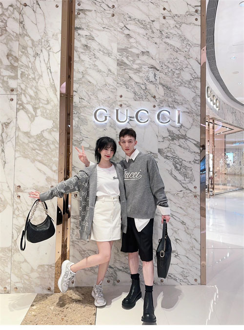 Gucci 구찌 리버시블 GG 울 후드 집업 레플리카 17번 이미지 - 의류 | 세미샵 레플리카 사이트