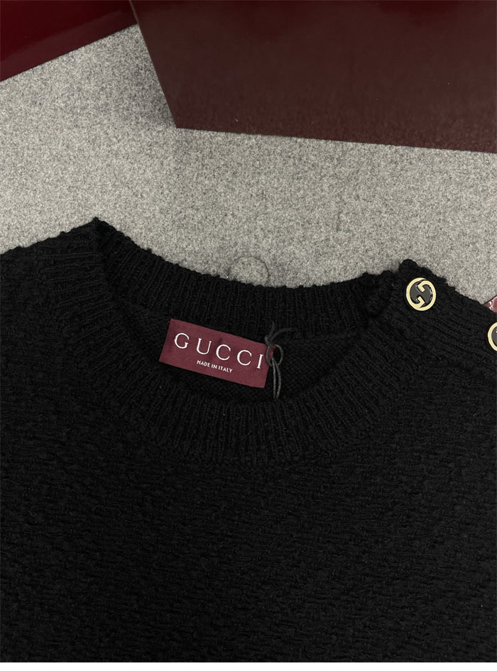 Gucci 구찌 울 부클레 인터로킹 G 버튼 반팔 니트 스웨터 레플리카 12번 이미지 - 의류 | 세미샵 레플리카 사이트