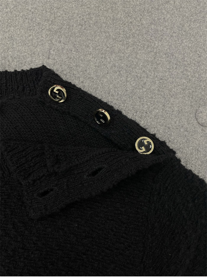 Gucci 구찌 울 부클레 인터로킹 G 버튼 반팔 니트 스웨터 레플리카 21번 이미지 - 의류 | 세미샵 레플리카 사이트