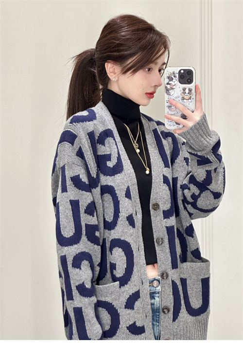 Gucci 구찌 인타르시아 로고 울 가디건 레플리카 2번 이미지 - 의류 | 세미샵 레플리카 사이트