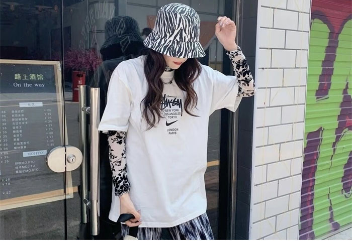 나이키 x 스투시 월드투어 반팔 티셔츠 - 상세 이미지