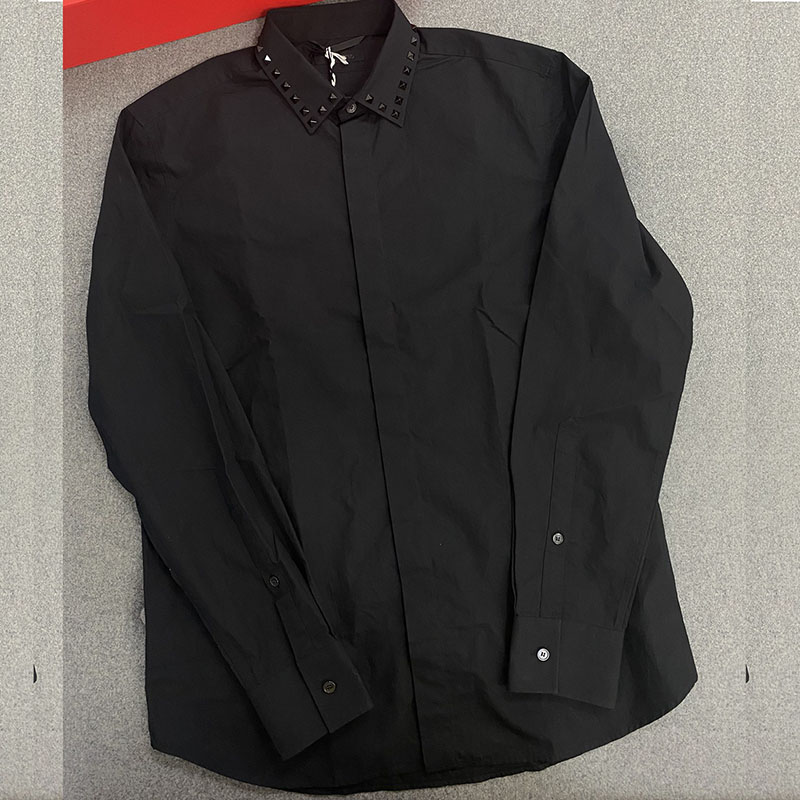 발렌티노 스터드 긴팔 셔츠