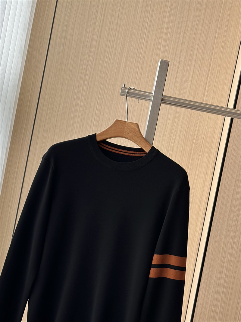 기타 제냐 하이 퍼포먼스 울 크루넥 스웨터 레플리카 14번 이미지 - 의류 | 세미샵 레플리카 사이트