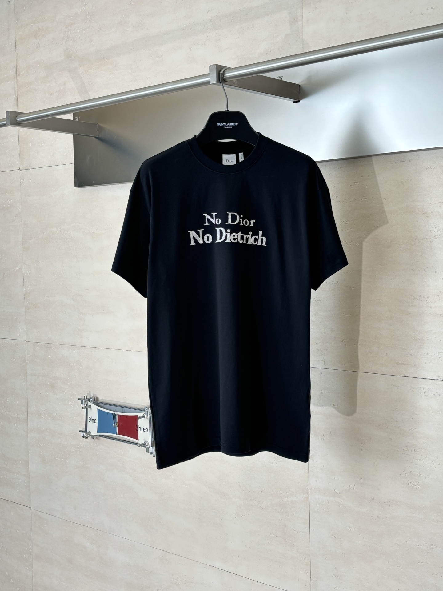 디올 ' No Dior, No Dietrich ' 레터링 티셔츠