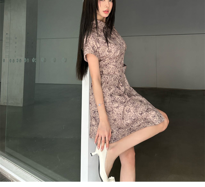 디올 25SS 플라워 벨트 원피스 - 상세 이미지