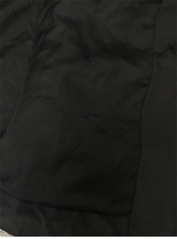 디올 Couture 헤일로 이펙트 윈드브레이커 자켓 (TJ공장) - 상세 이미지