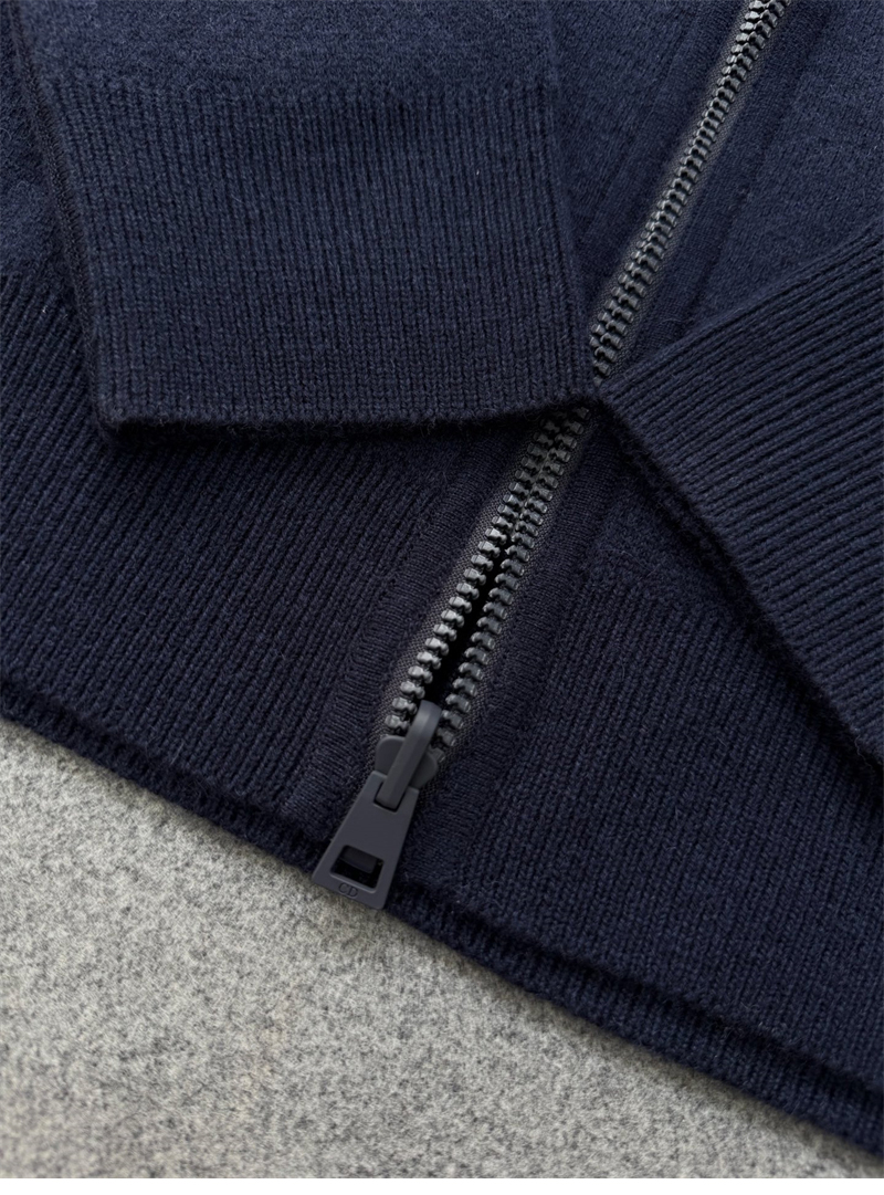 디올 디올 리버서블 지퍼 후드 오블리크 캐시미어 레플리카 4번 이미지 - 의류 | 세미샵 레플리카 사이트