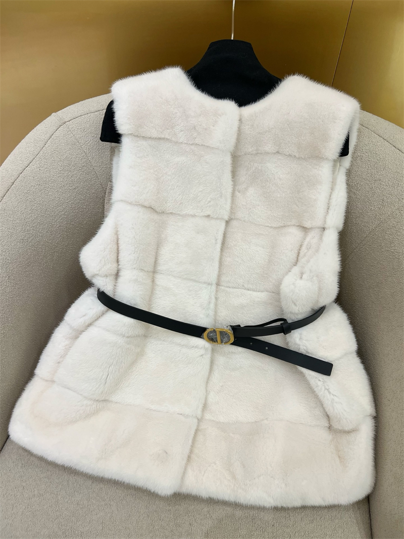 디올 디올 사가 폭스 로얄 밍크 베스트 레플리카 10번 이미지 - 의류 | 세미샵 레플리카 사이트