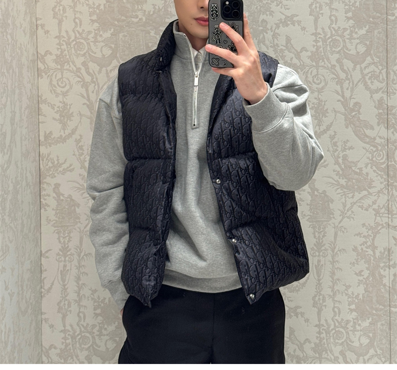 디올 디올 오블리크 다운 베스트 레플리카 13번 이미지 - 의류 | 세미샵 레플리카 사이트