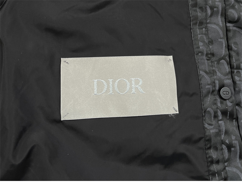 디올 디올 오블리크 다운 자켓（레어） 레플리카 13번 이미지 - 의류 | 세미샵 레플리카 사이트