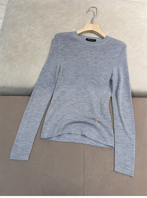 로로피아나 babycashmere 라운드넥 니트 스웨터 - 상세 이미지