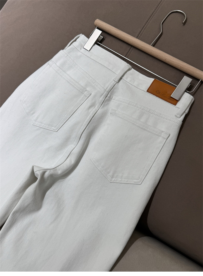 Loro Piana 로로피아나 화이트 데님 배기 팬츠 레플리카 7번 이미지 - 의류 | 세미샵 레플리카 사이트
